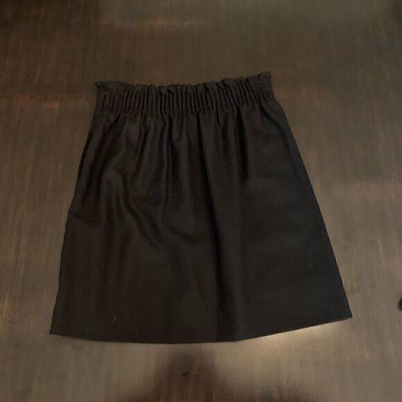 J.Crew Black Wool Sidewalk Skirt size 00 - Picture 1 of 3